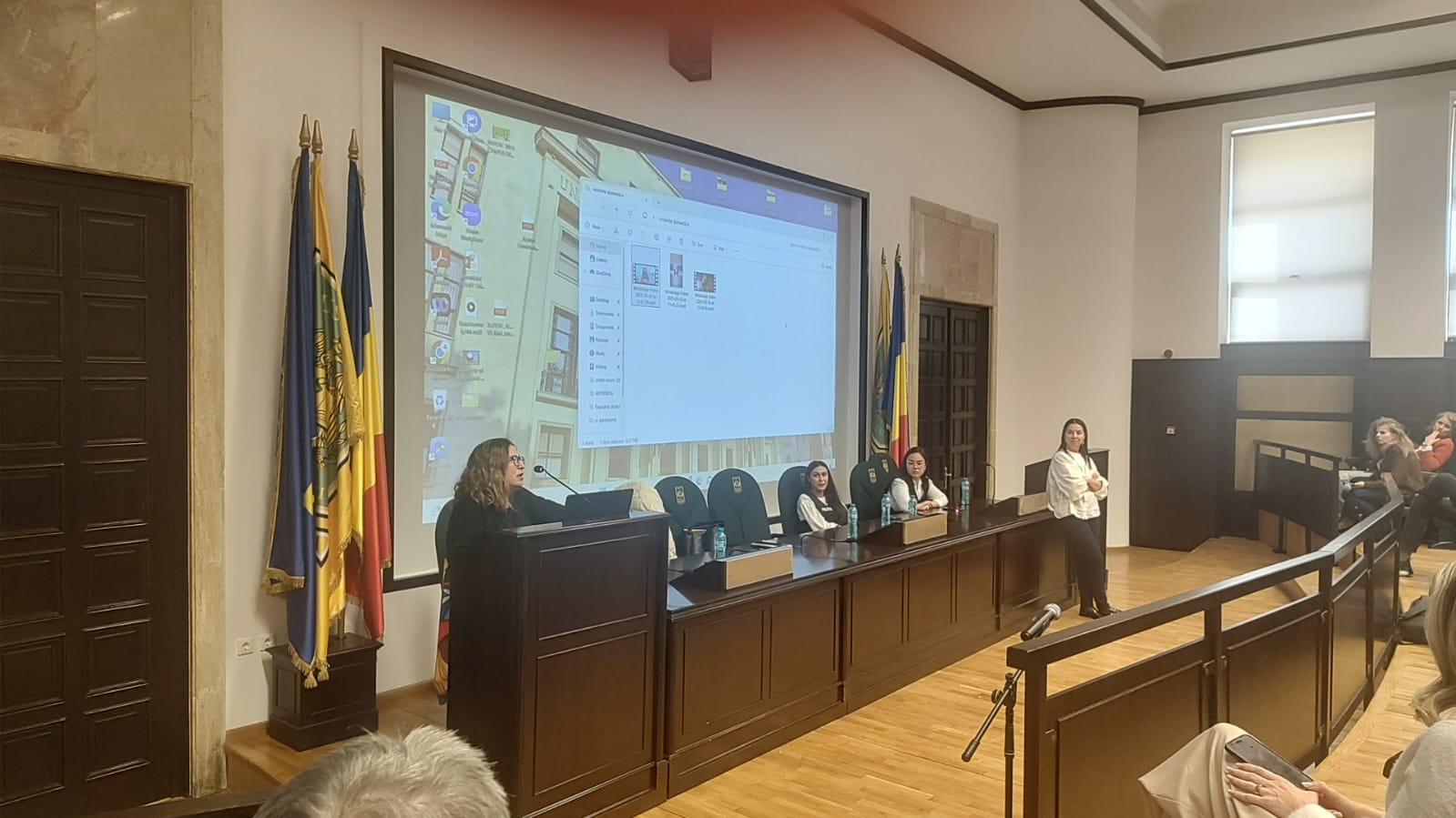 Prezentare la Facultatea de Electronică și Telecomunicații