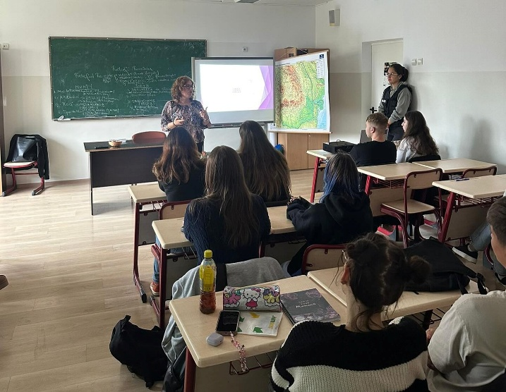 Atelier educațional cu elevii